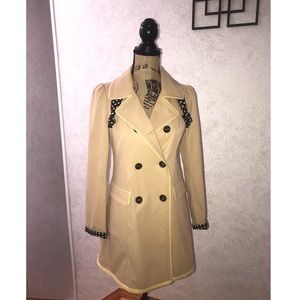 Trench coat w/ Polka Dot Accents